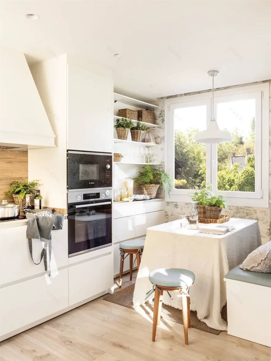 色彩与墙纸 | 西班牙公寓的温馨设计-7