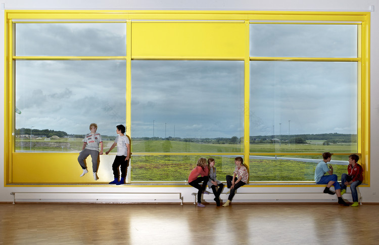 丹麦 Tjørring 学校创新综合体-17