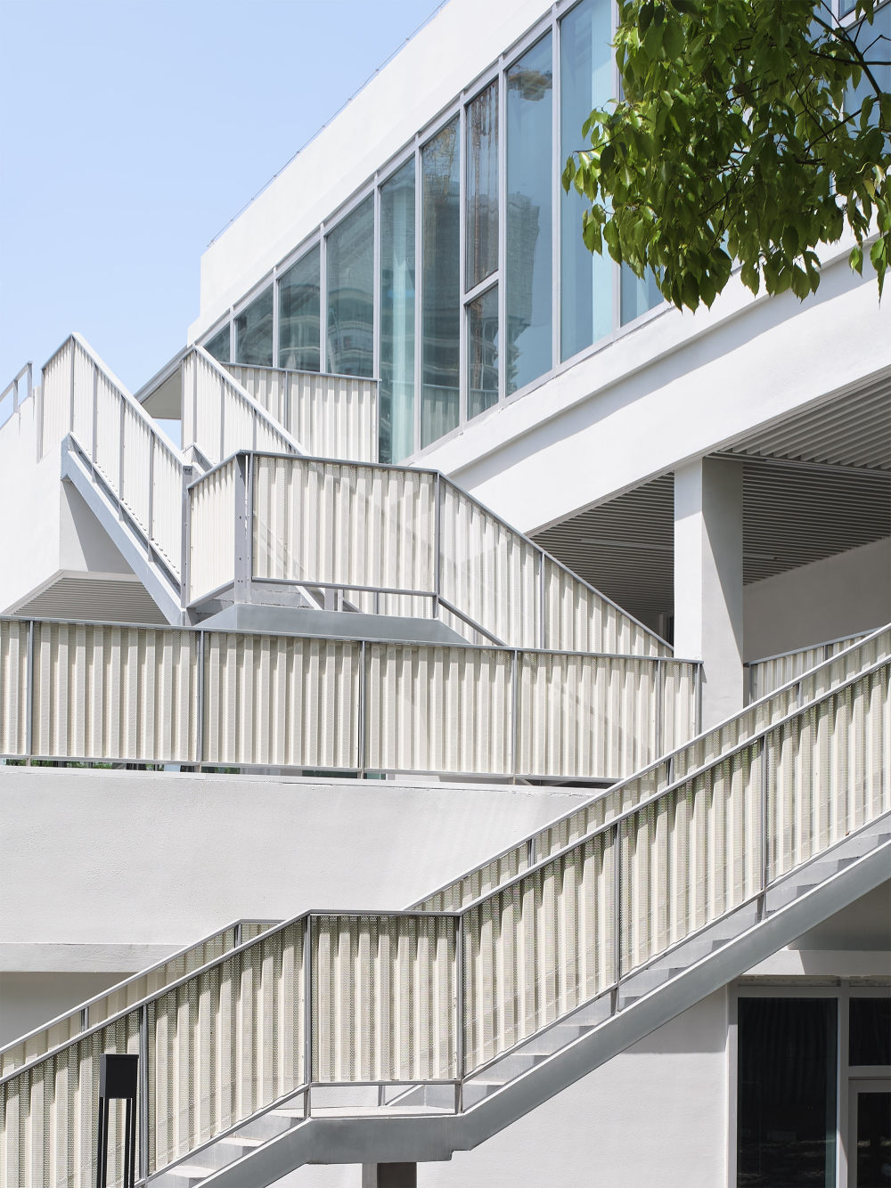 上海徐汇滨江西岸办公楼改造丨中国上海丨合尘建筑-39