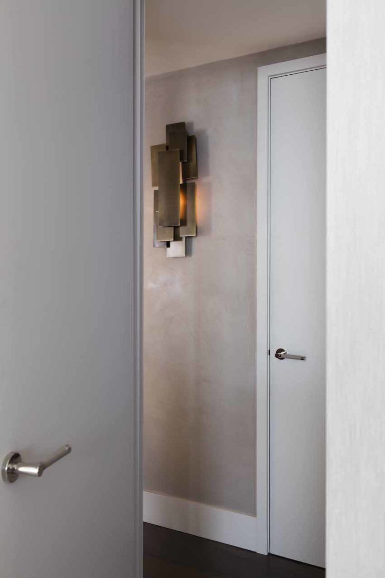 Renovated Belgravia Apartment is an Elegant Pied-a-Terre-15