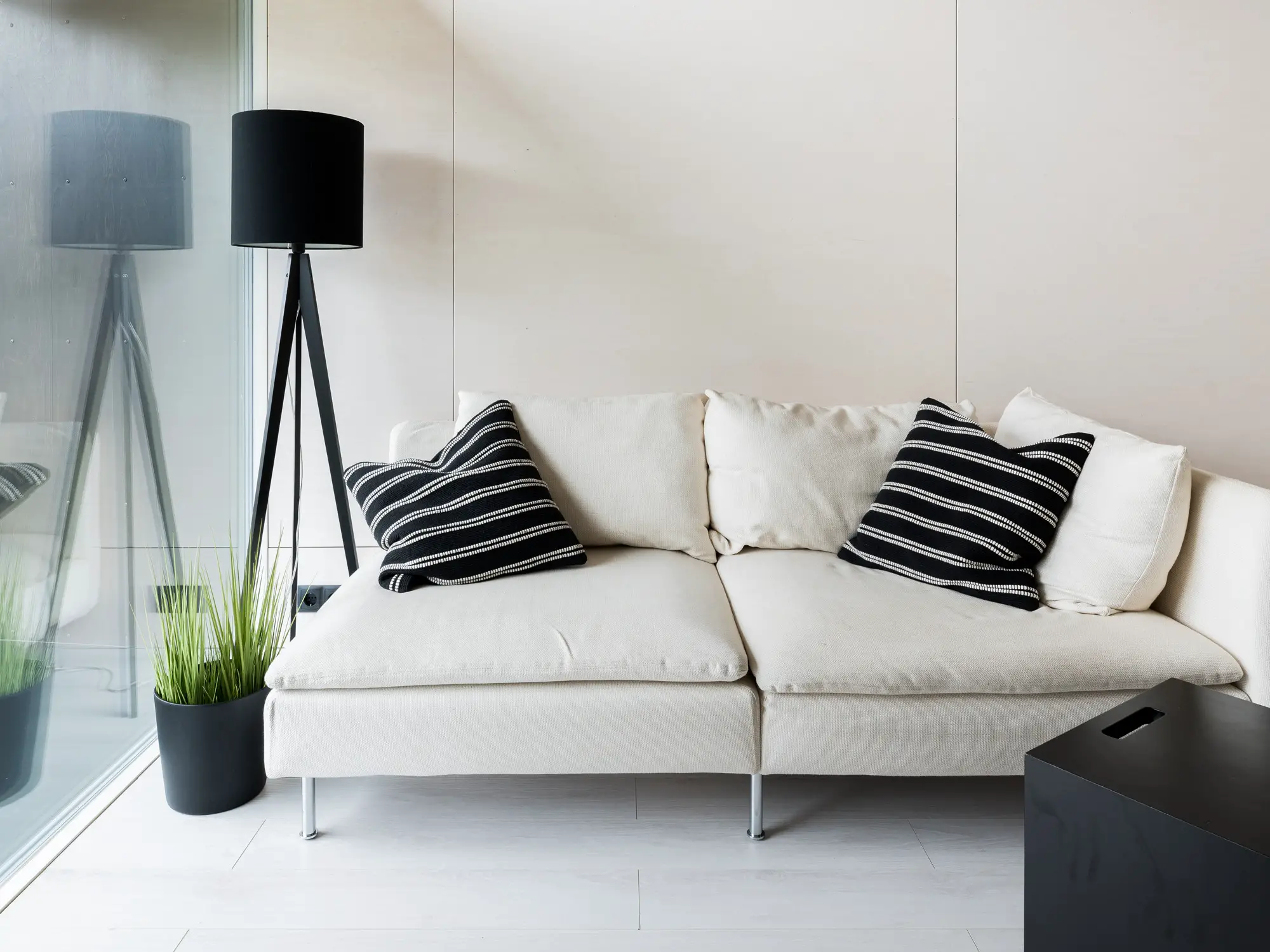 31m²创新设计小木屋，轻便环保，引领生态居住新潮流-4