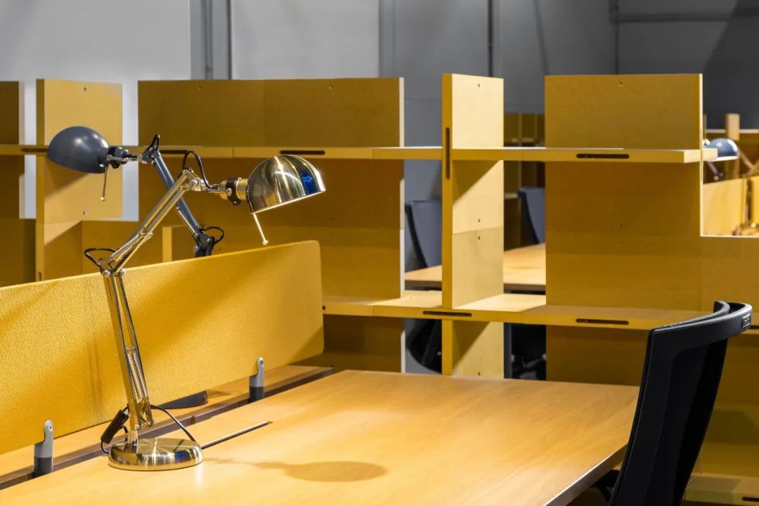 废弃仓库变身高颜值办公室,模块化设计成最大亮点-49