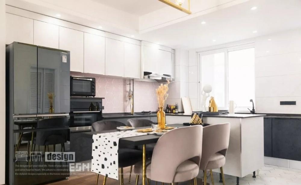 三室两厅的轻奢浪漫空间,互动式设计展现生活美学-54