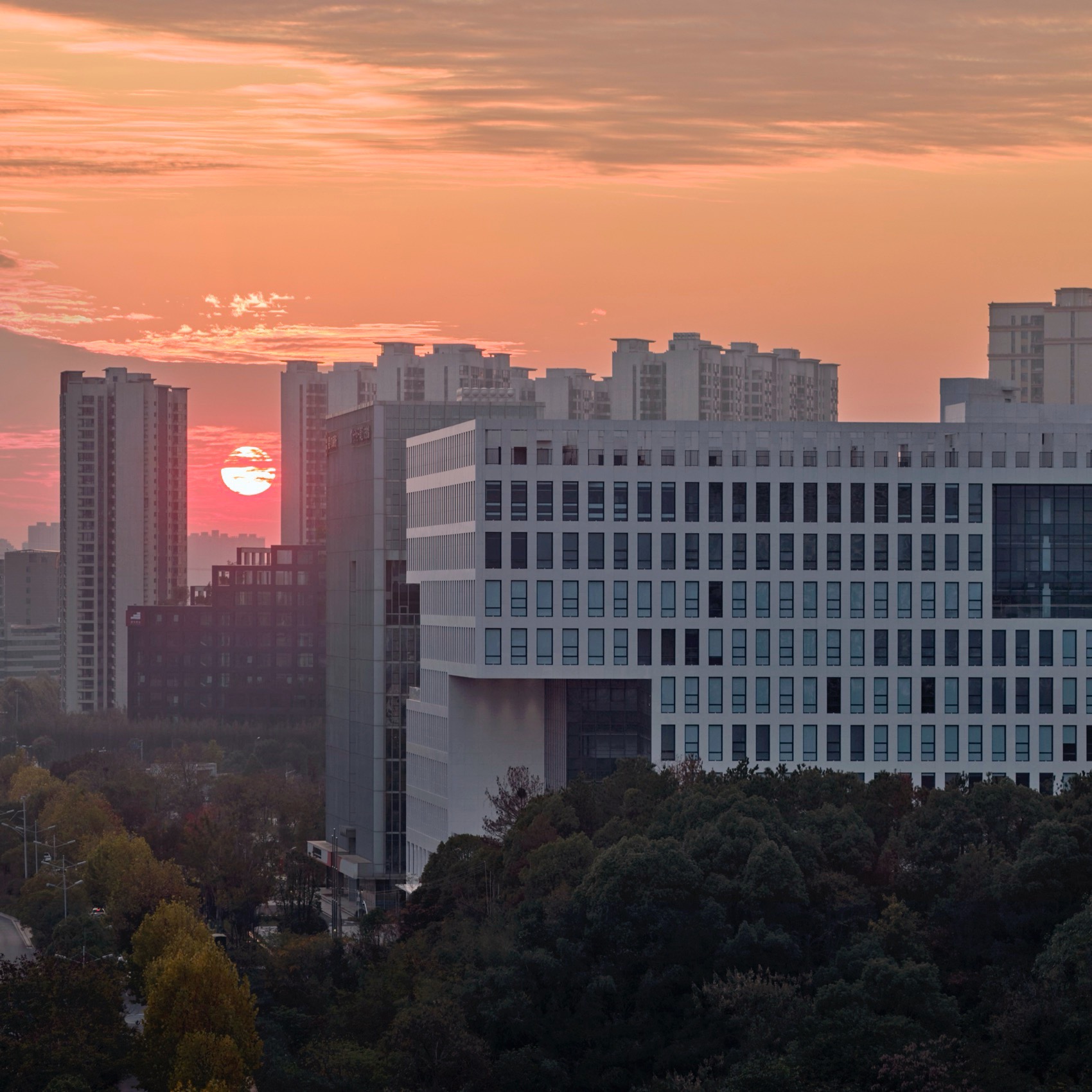 星沙产业基地自贸总部大楼丨中国长沙丨以靠建筑Leeko Architects-95