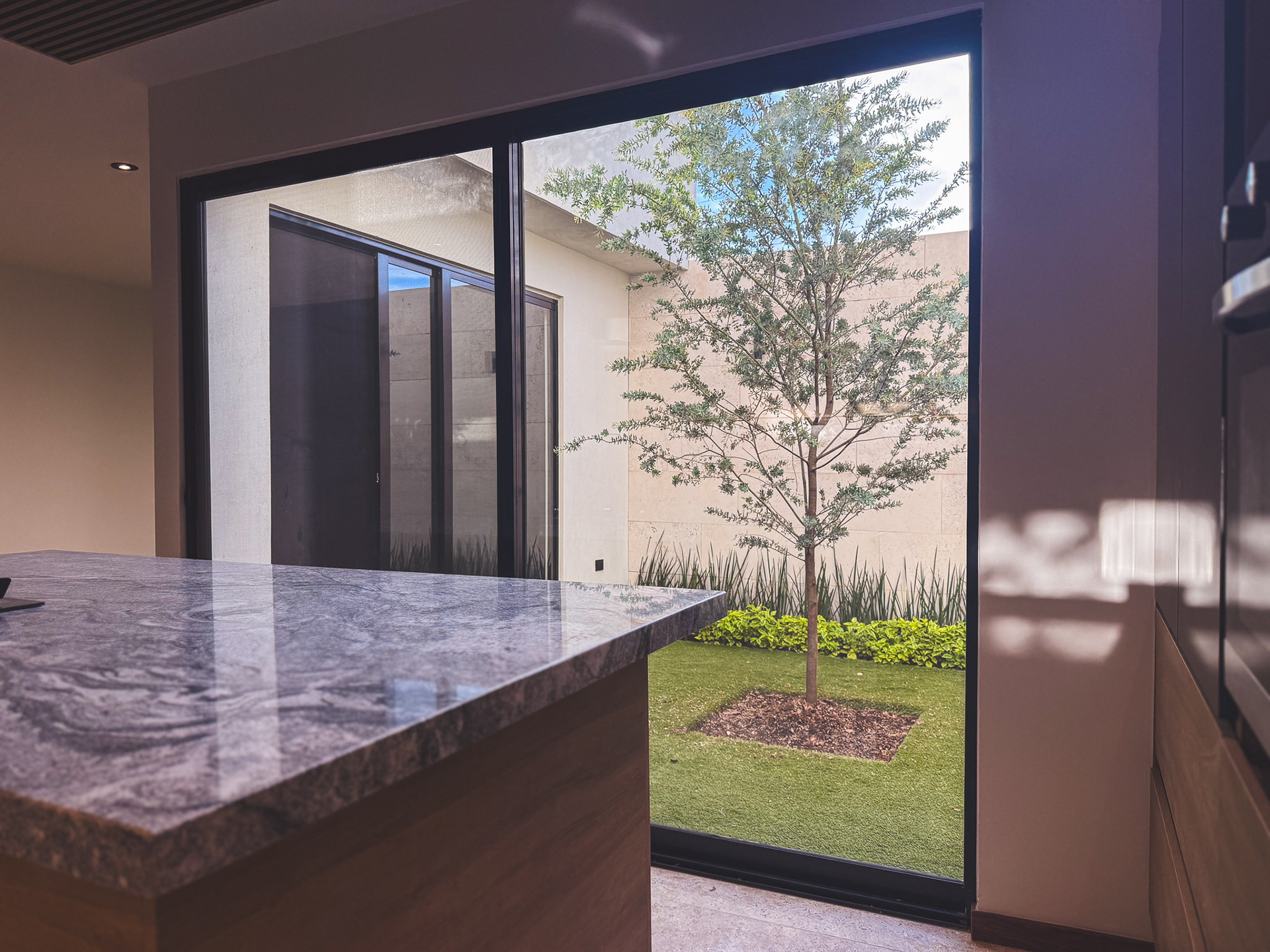 GALAXIA 205 | SAN ANGEL 5-14