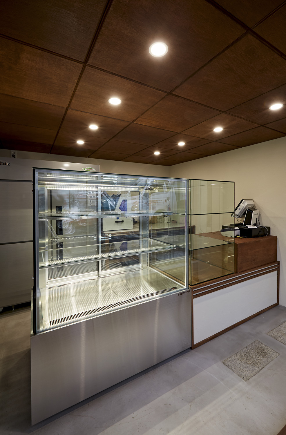 10 坪现代甜品店，打造网红打卡地-10