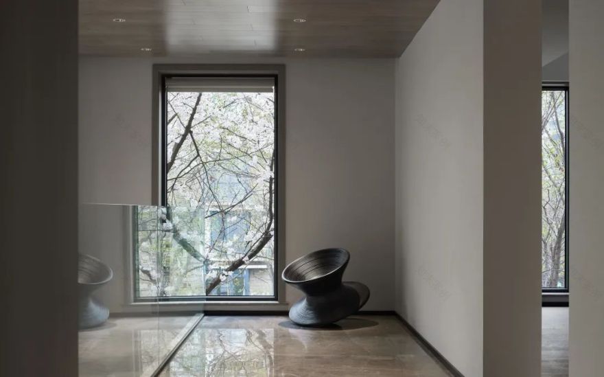 洛阳“纳景之屋” · 现代简约与自然互动的三层私宅设计丨中国洛阳丨凡本空间设计事务所-27