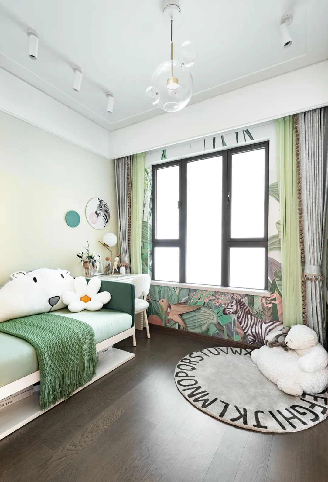 中海佛山云麓雅苑样板间 | 莫兰迪色系打造静谧生活空间-93