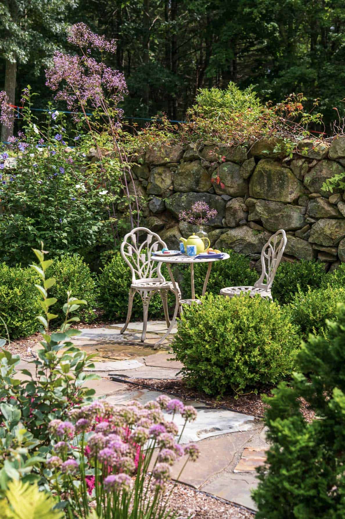 26 Awesome Backyard Landscaping Ideas To Transform Your Space-24