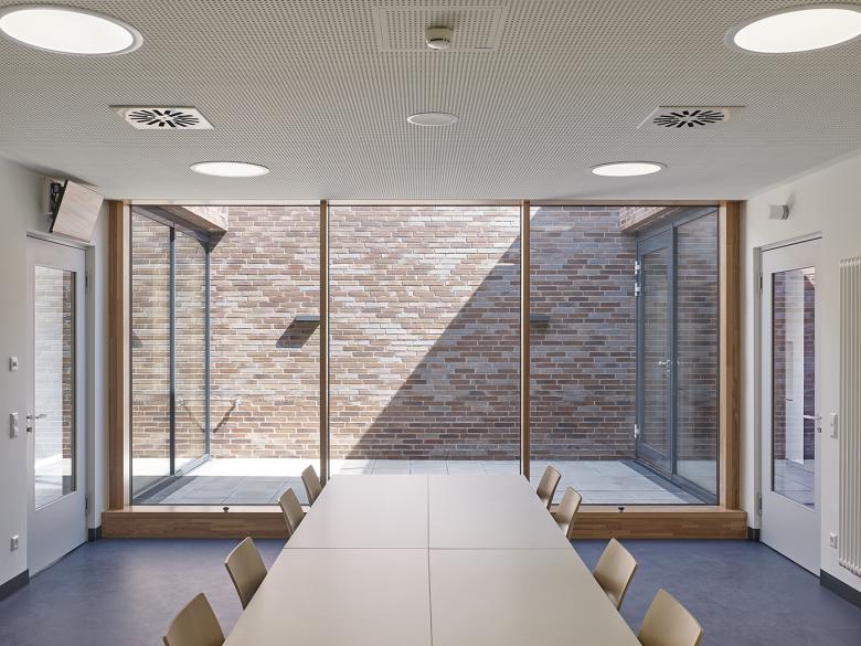 消防和救援站 5 菲尔德丨德国斯图加特-8