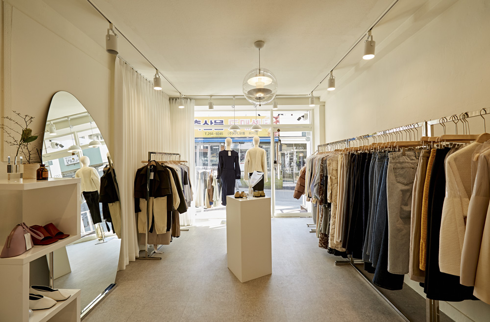 极简 7 坪衣橱空间，打造宜居生活美学-6