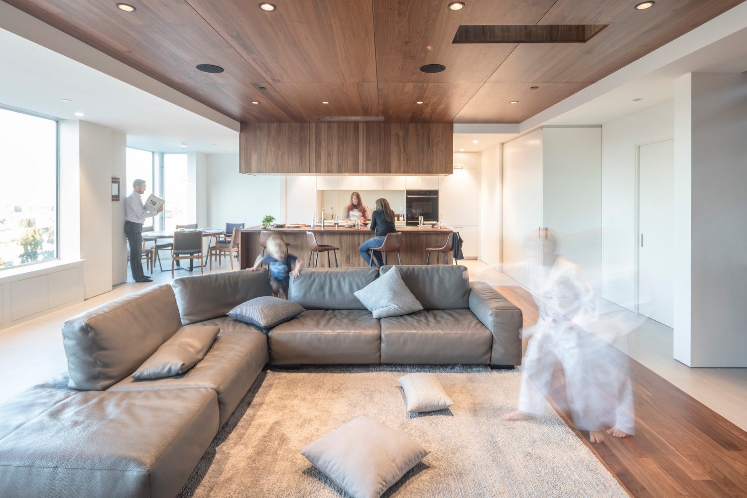 旧金山第 19 街住宅 | 颠覆空间体量的顶层公寓改造-11