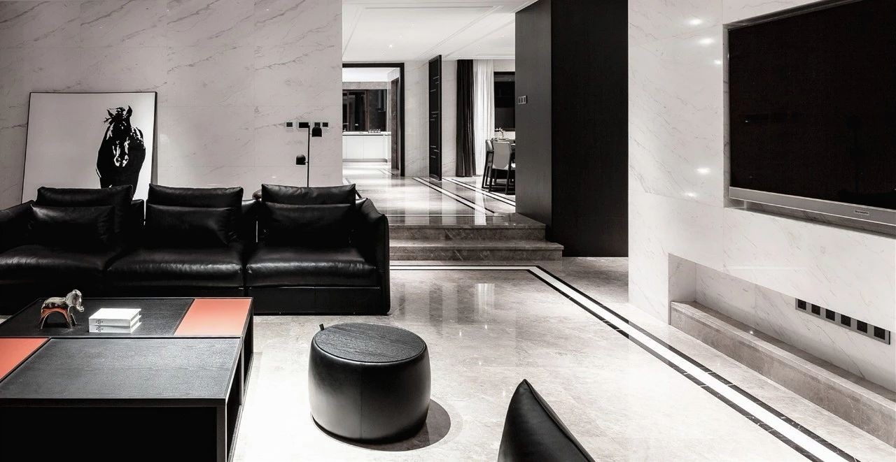 用大理石装点别墅, 黑与白的精致美-4