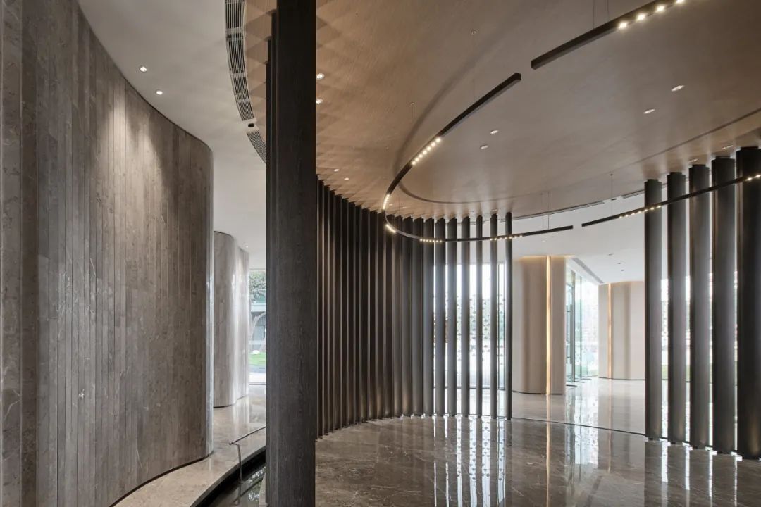 苏州美的阅湖山体验中心——自然诗意的现代空间-46