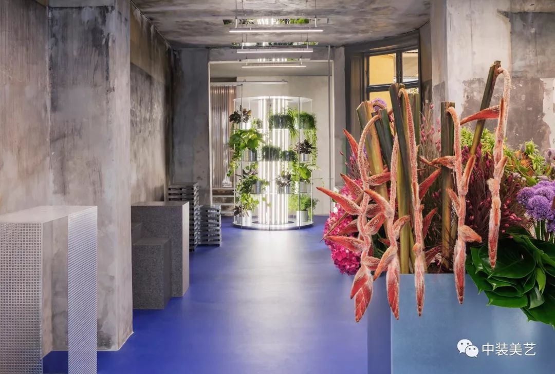 Color /跟着大师学软装-哥本哈根 灯光雕塑TABLEAU花店-86