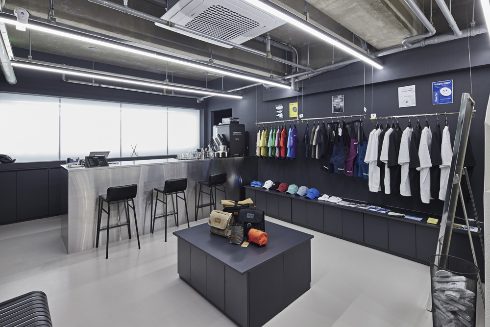 高级运动服装店设计，打造现代与传统的完美融合-11