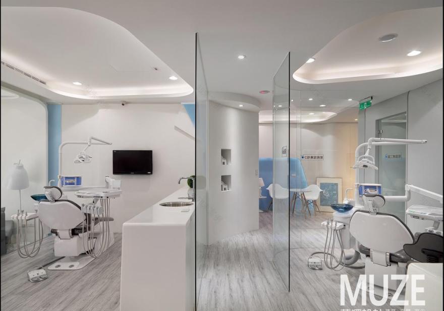 慕泽设计打造湛蓝放松牙医诊所-10