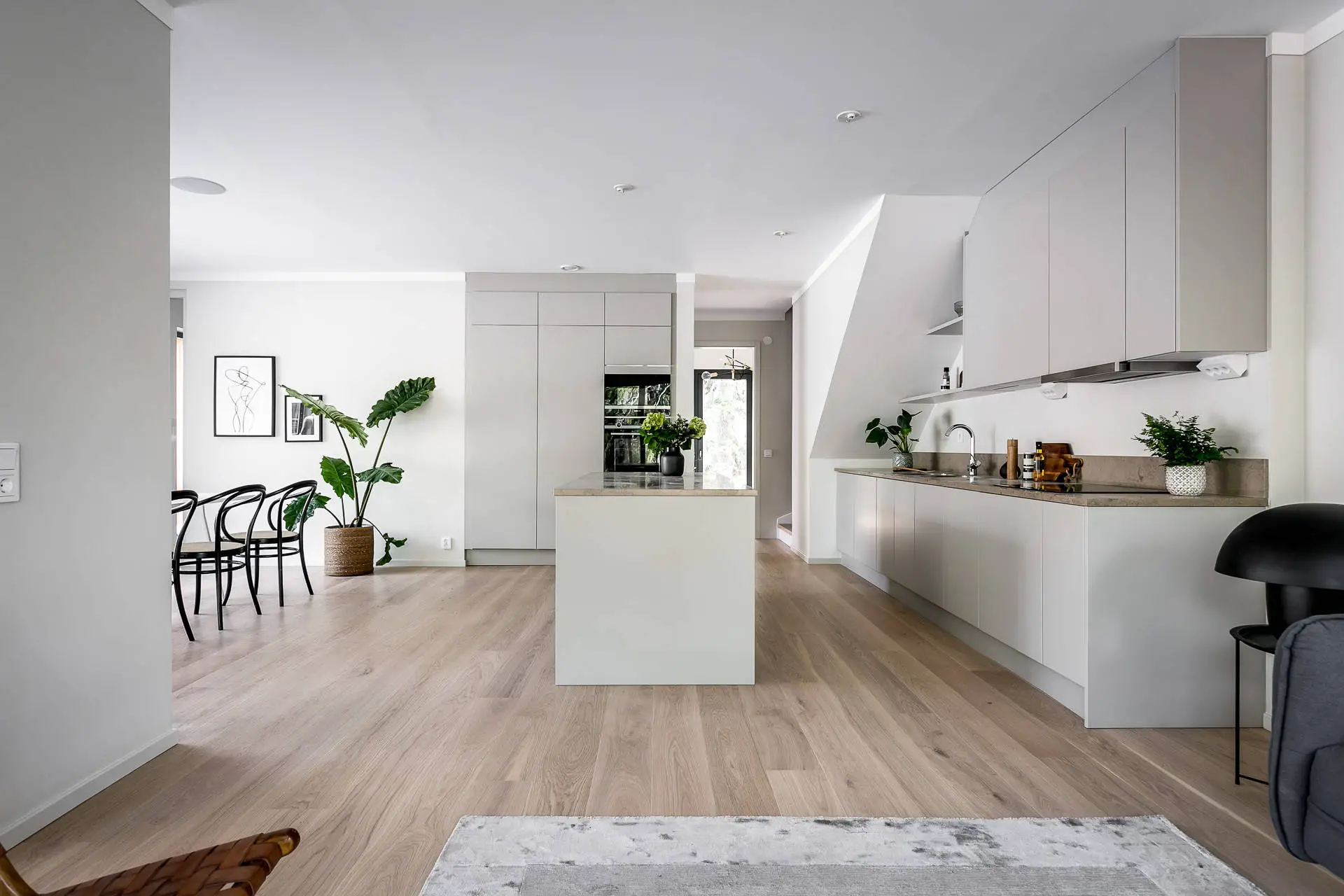 瑞典木质立面建筑共享景观与生活空间-8