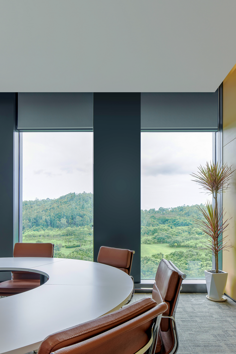 深圳启迪协信科技园办公展示样板间丨中国深圳丨于强室内建筑师事务所-4