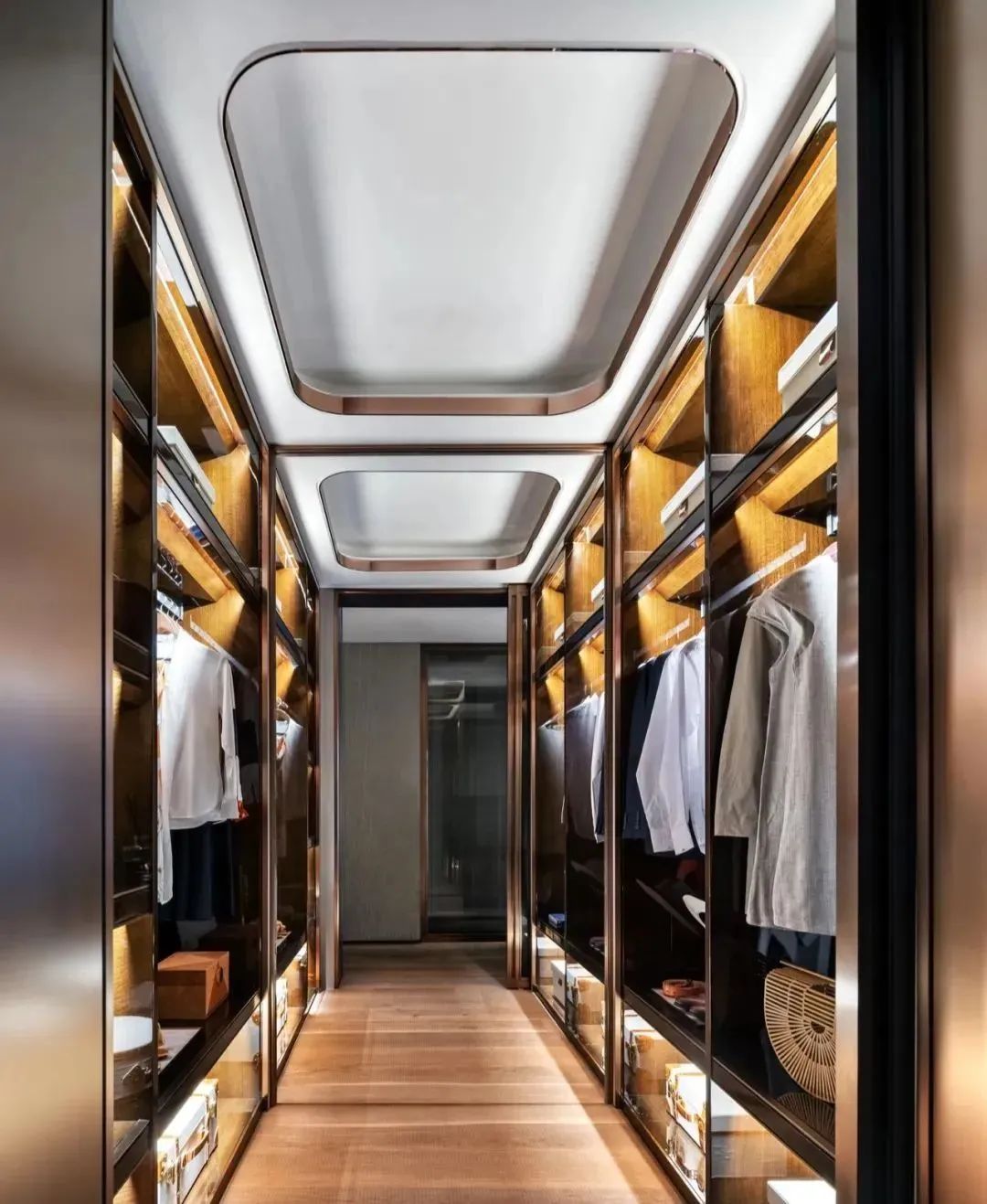 上海大平层豪宅设计丨中国上海丨梁志天-49