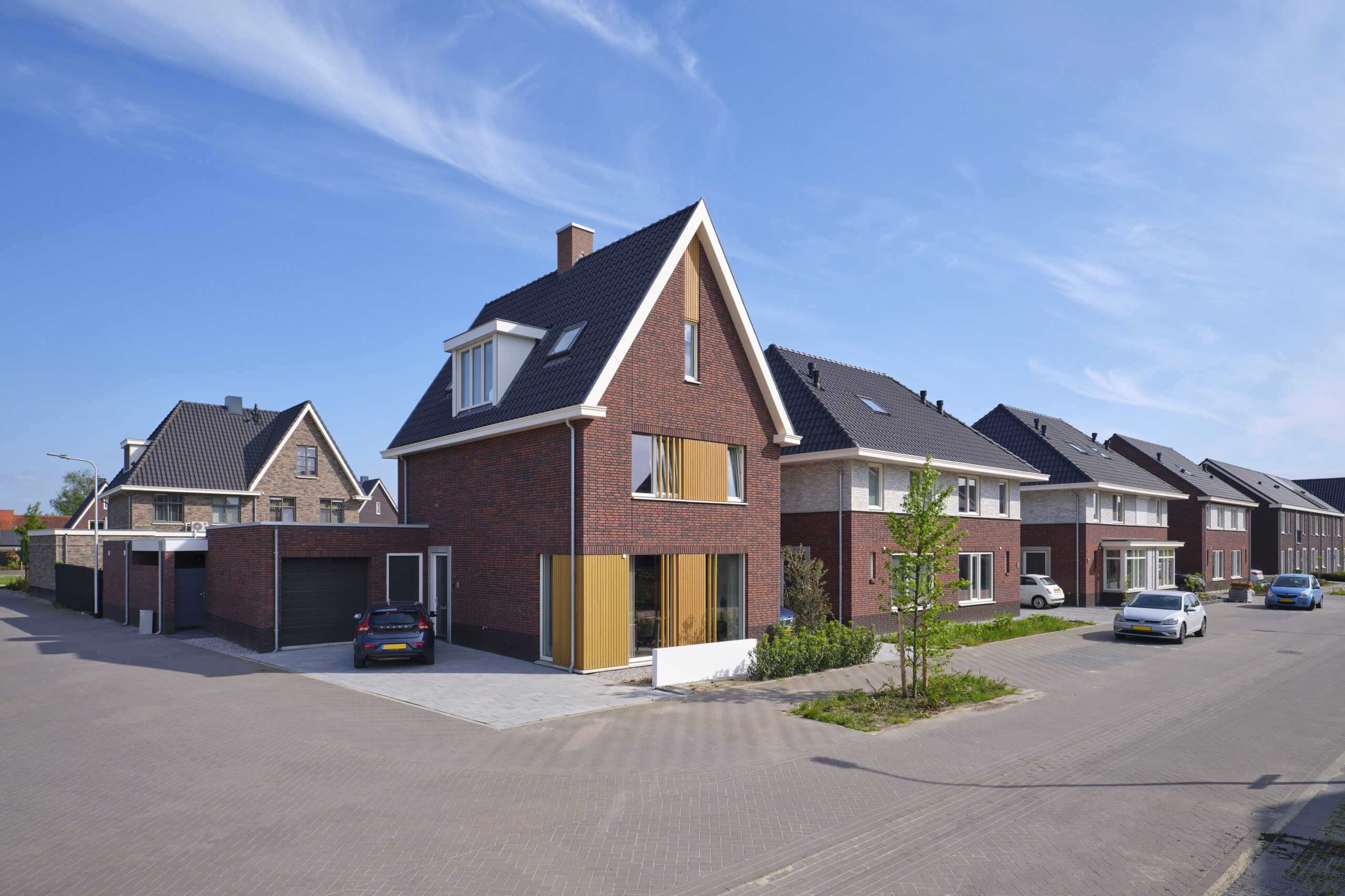 马斯·雅各布斯园艺园
注:Tuinderij常见意思为园艺园、苗圃 ,Maas和Jacobs一般为人名,结合起来推测可能是名为马斯·雅各布斯的园艺园 -8