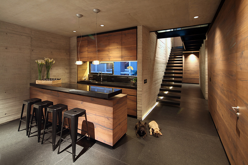 顺应周边肌理的公寓楼-7