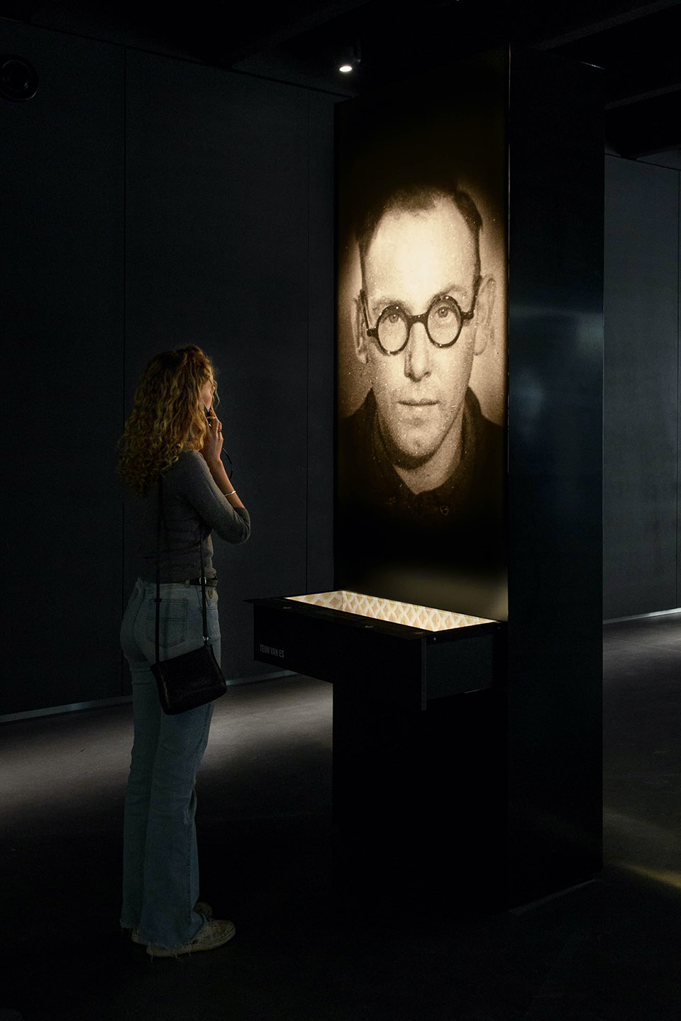 阿默斯福特集中营国家纪念馆永久展览丨荷兰丨Tinker imagineers-20