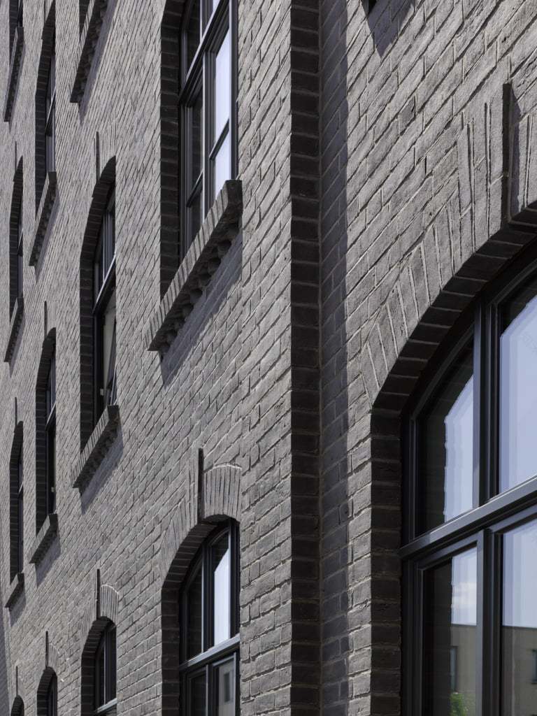 哈格洛夫特 – 克雷辛斯-9