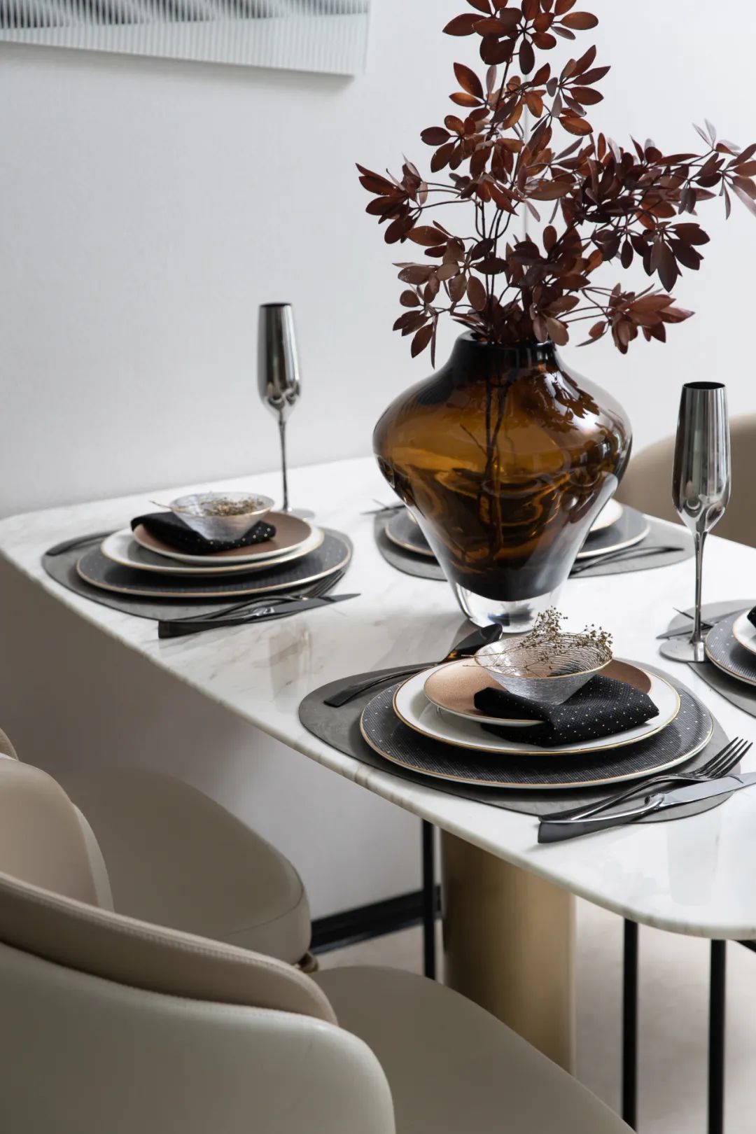 简约灰色调,打造生活艺术空间-17