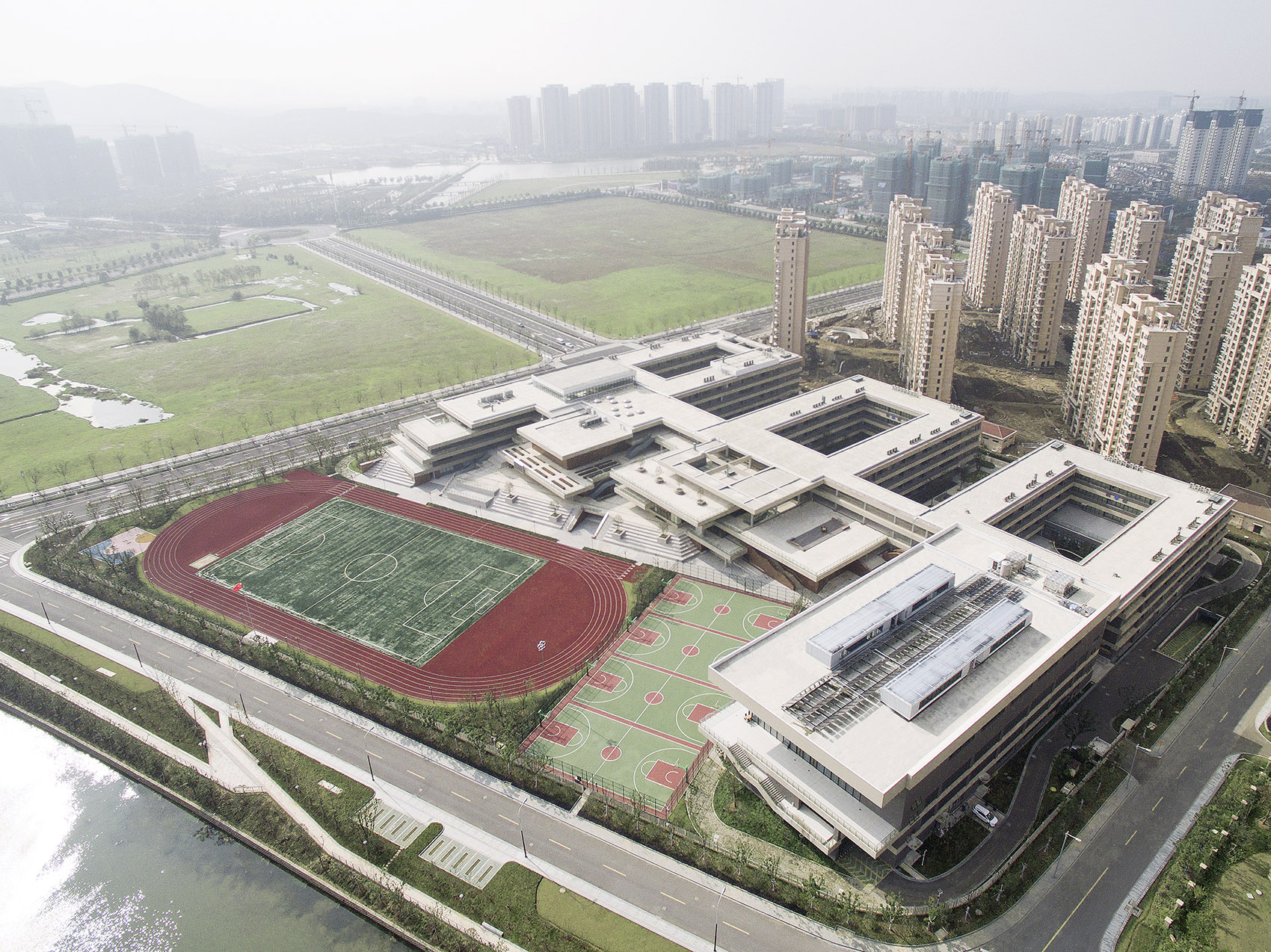 苏州科技城实验小学 / 致正建筑工作室 + 大正建筑事务所-16