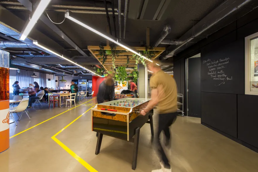 荷兰 VodafoneZiggo 呼叫中心-13