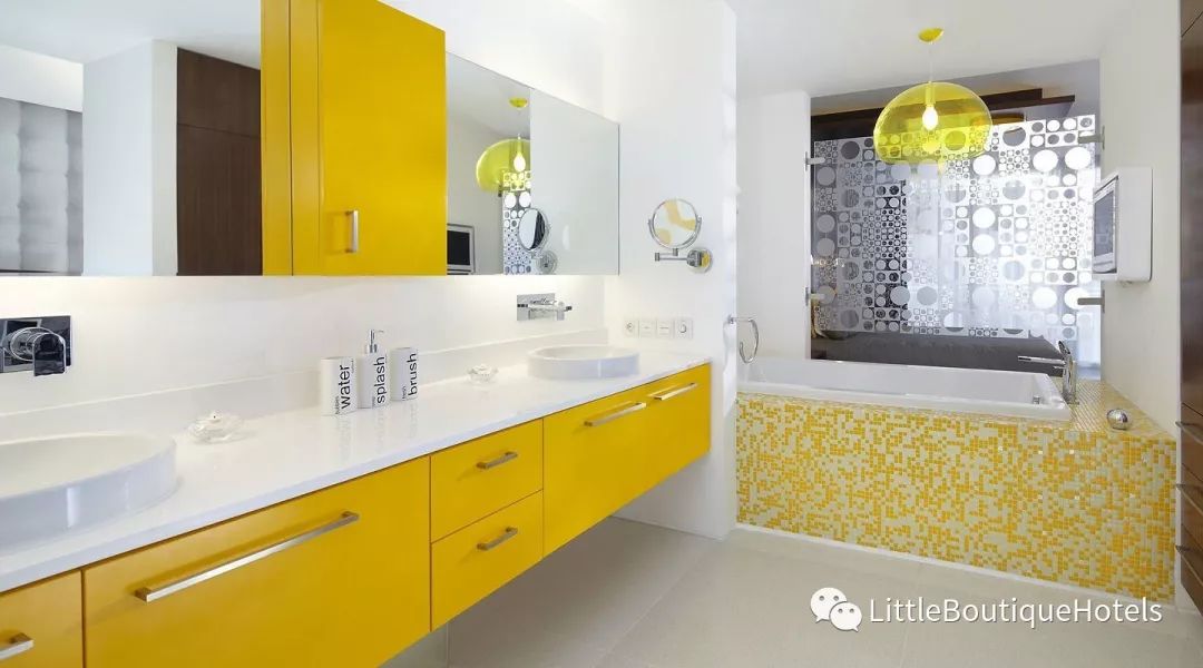 巴厘岛"Luna2"酒店 | 复古未来主义的室内设计盛宴-55