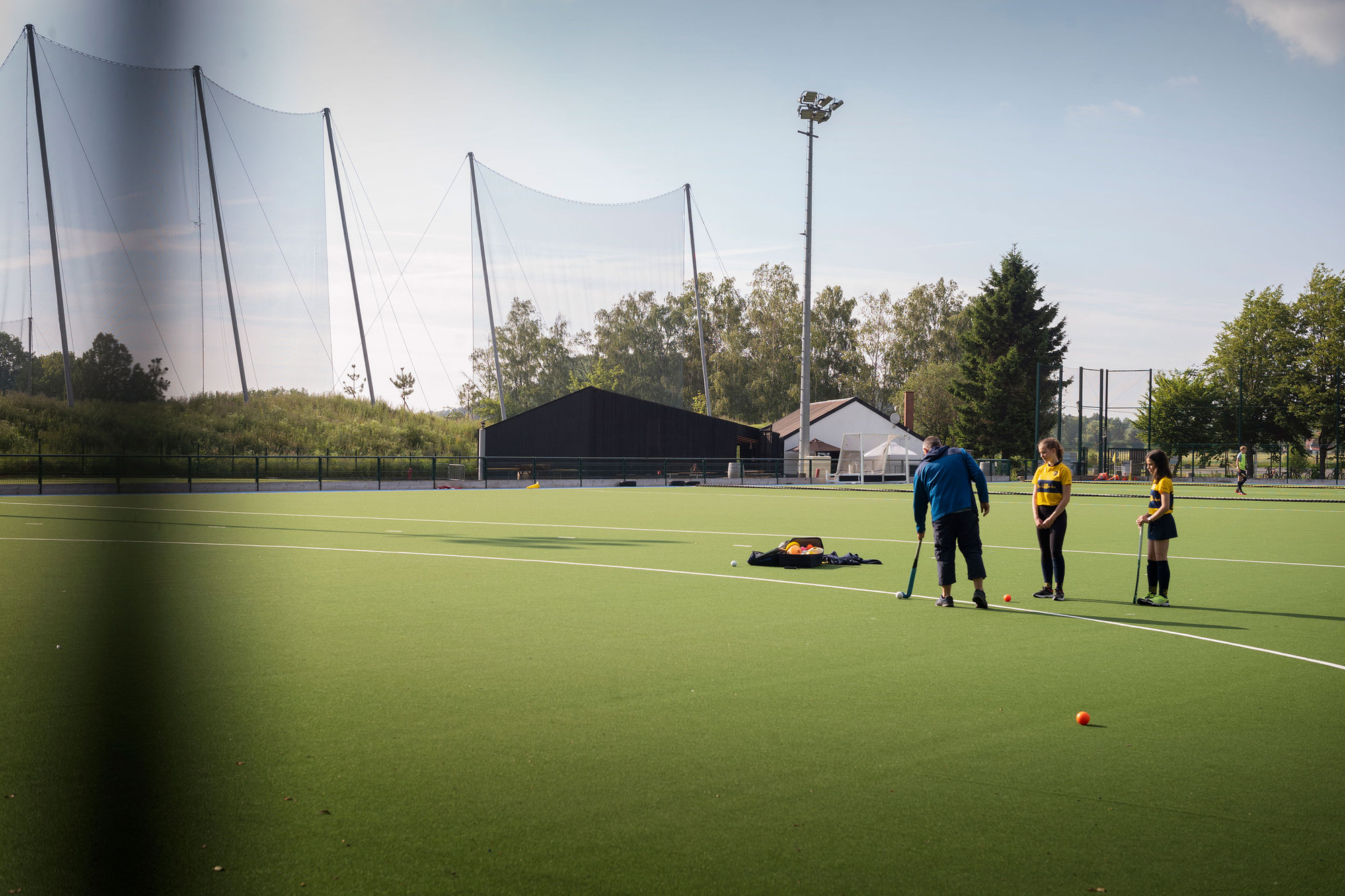 Polo Hockey Club’s Clubhouse Extension / Atelier TAG-18