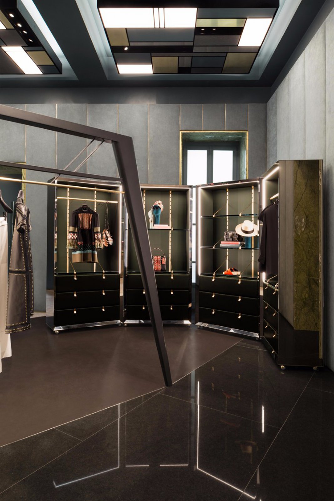 意大利 LAGRANGE 12 女装店  DIMORE STUDIO-8