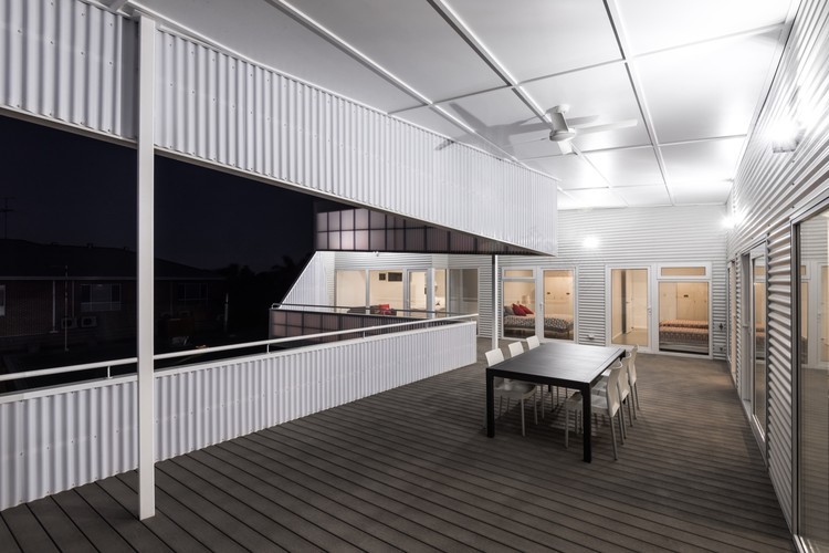 Falcon Beach House iredale pedersen hook architects-34