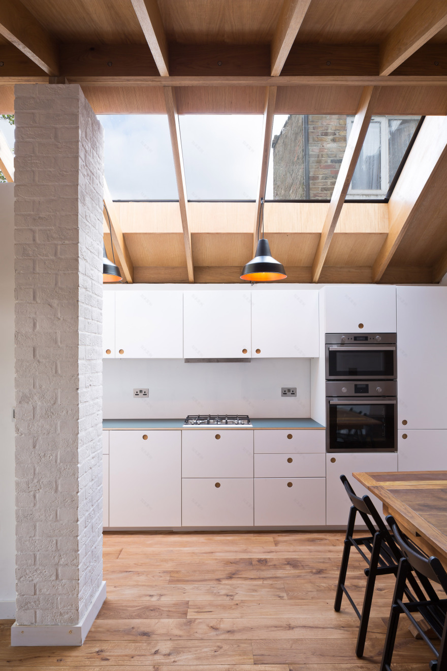 Grey Griffiths Architects' London extension features exposed roof structure-5