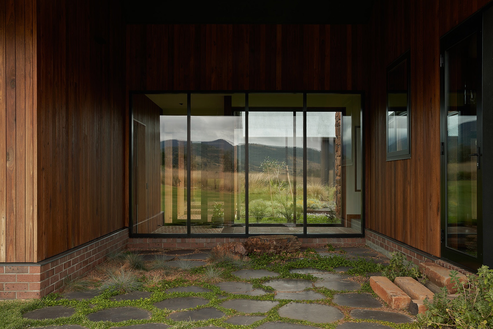 新南威尔士 Tamworth 住宅丨澳大利亚新南威尔士丨MRTN Architects-20