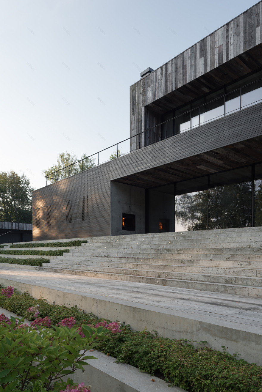 水库边的乡村别墅-44