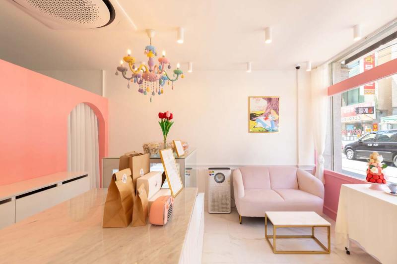 粉色氛围的 10 坪小户型装修设计-5