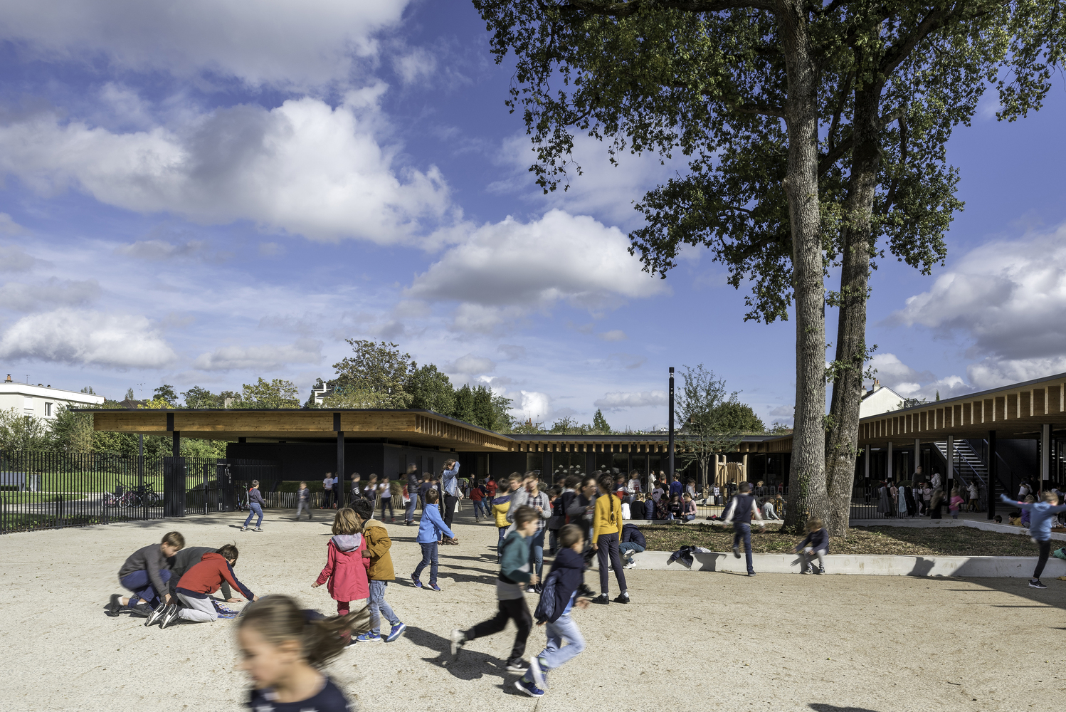 法国带有运动设施的学校综合体-8