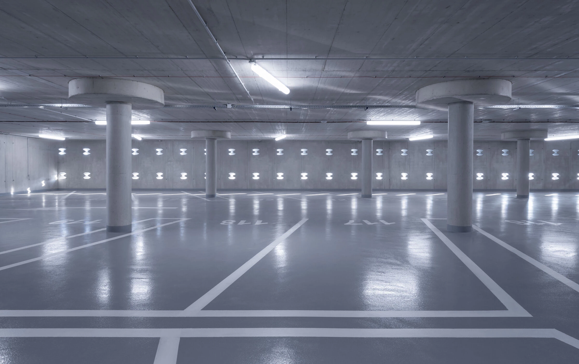 Dolni Brezany 停车场丨Fránek Architects-12