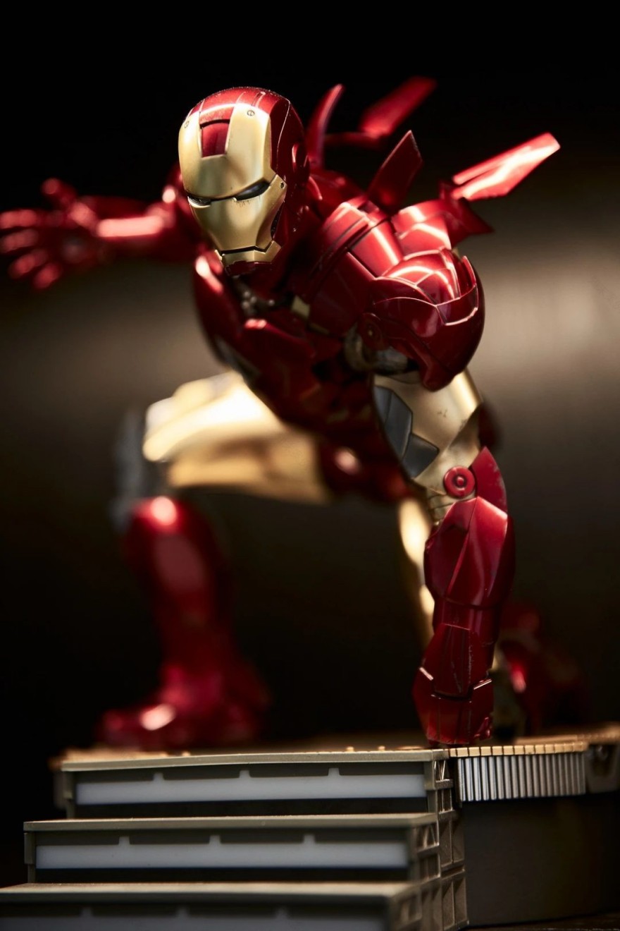 手办迷的现代简约之家 | 悬空背景展柜,红橡实木家具-37