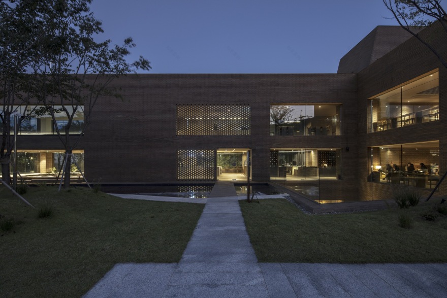 去 B 咖啡馆的时间丨韩国龙仁市丨NONE SPACE-49