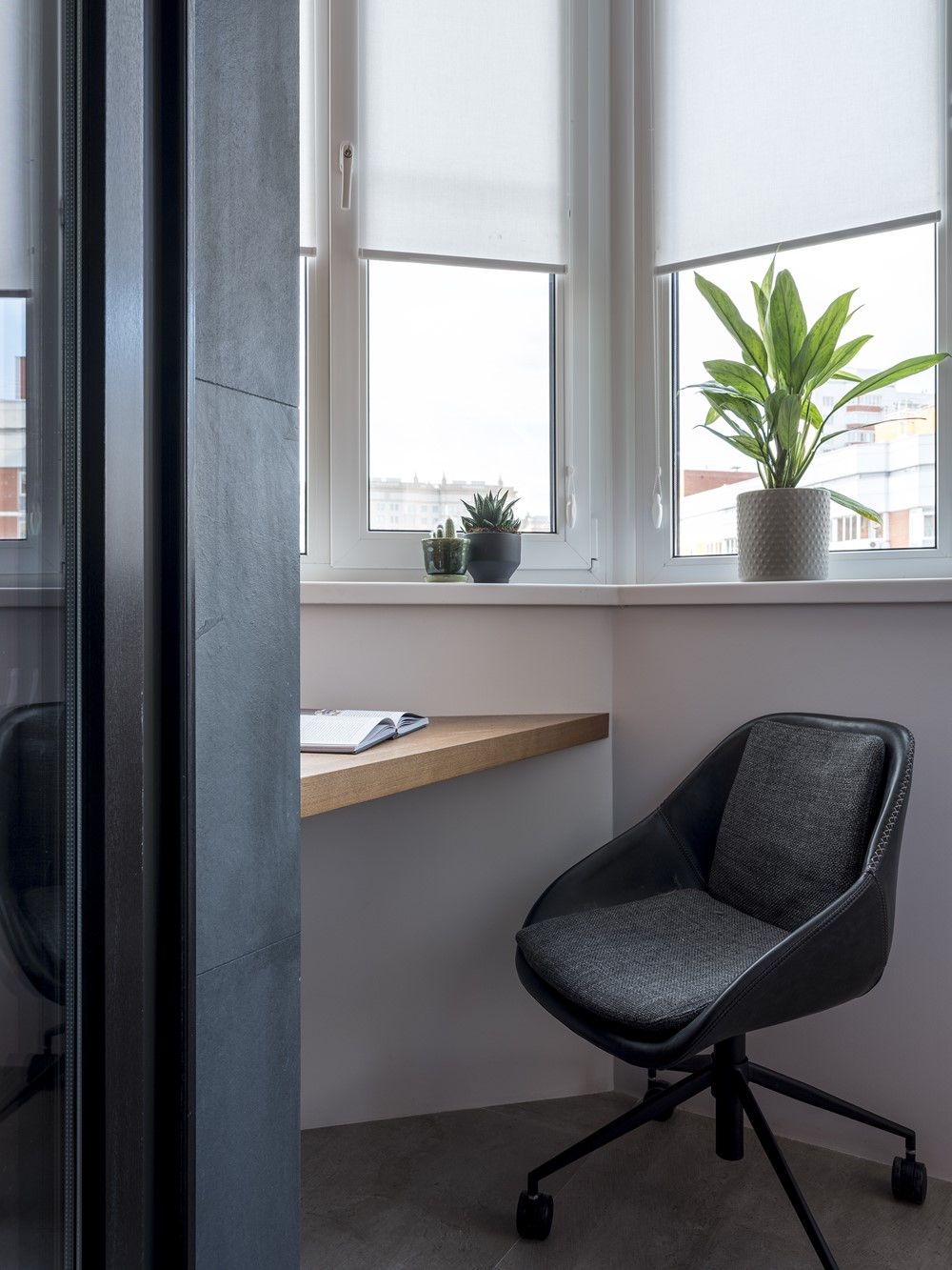 俄罗斯现代四口之家  Geometrium-23