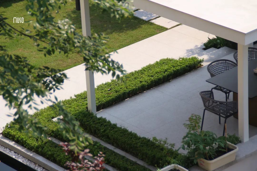 嘉陵江畔的「叠级线条」庭院丨MUSO 设计-31