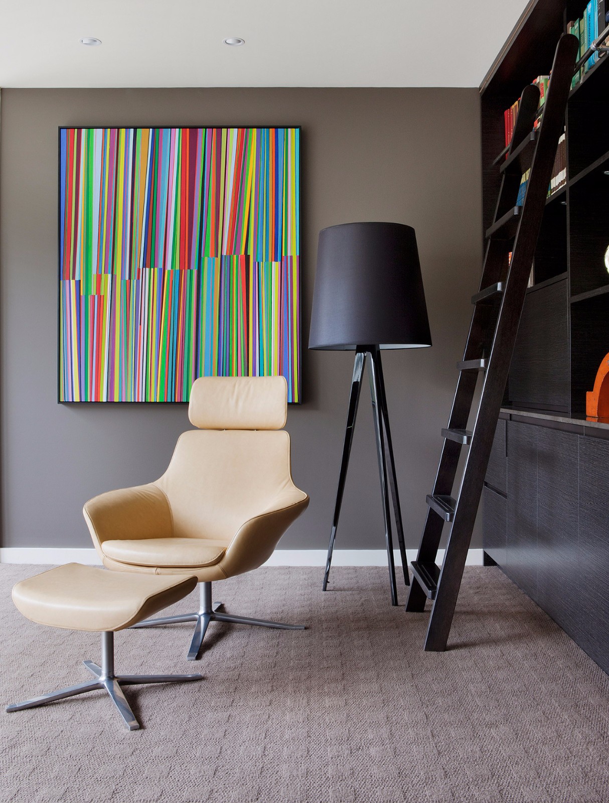 RG Residence——多彩不失层次的国外住宅-5