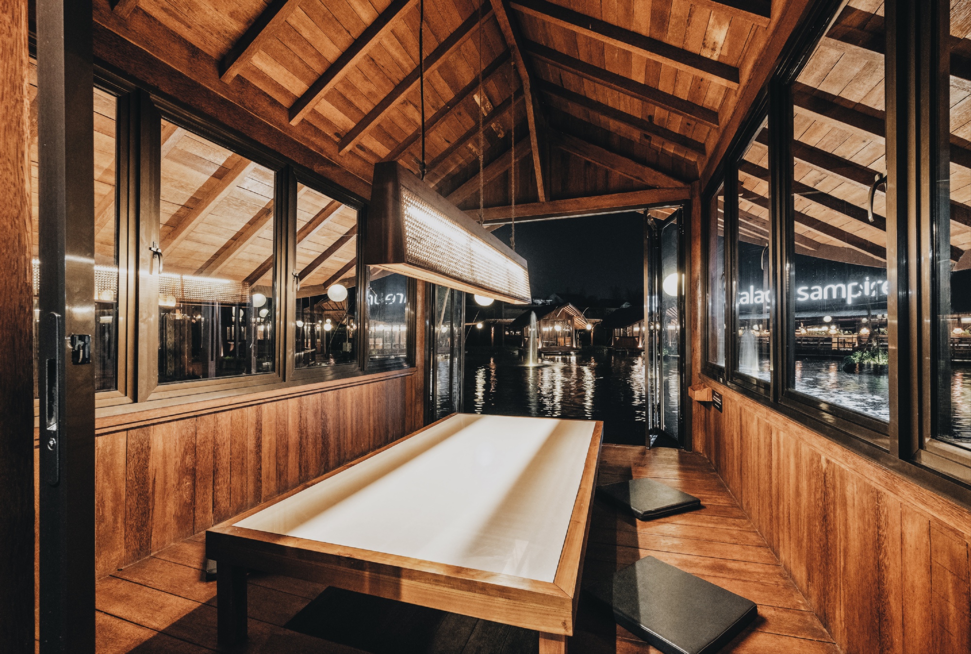 塔拉加桑皮伦亭阁丨印度丨Seniman Ruang-37