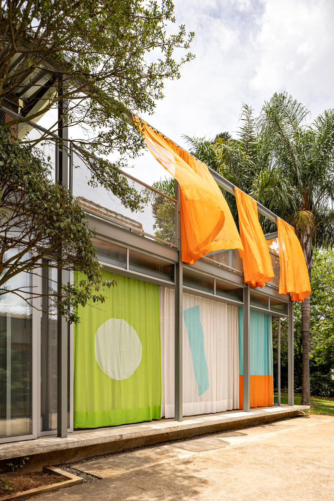 液态之家 · 将私人住宅转变为艺术创作的共享空间丨巴西圣保罗丨Julia Feldens-3