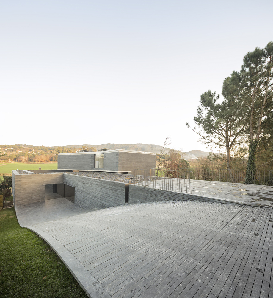 葡萄牙 RPFV House | 融入自然景观的乡村别墅-39