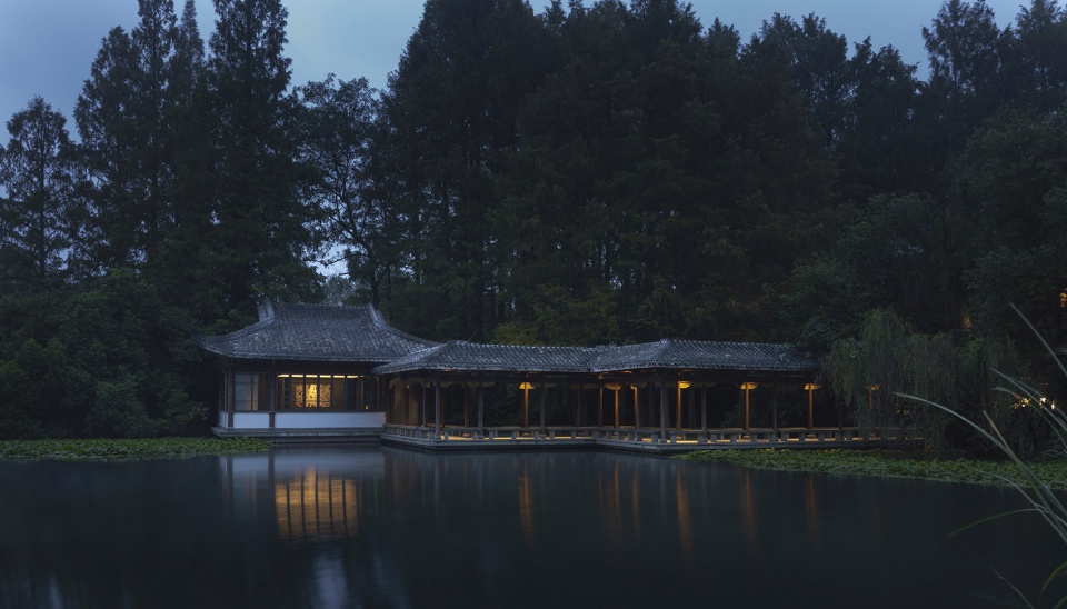 杭州遇湖湾餐厅 | 隐秘优雅的水上园林美食之旅-10